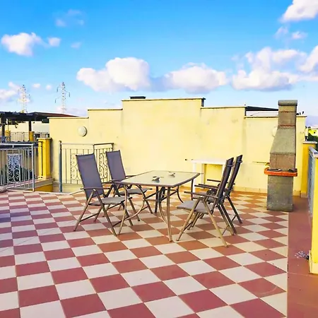 Club Two Bed 73f Pizzo (Calabria)